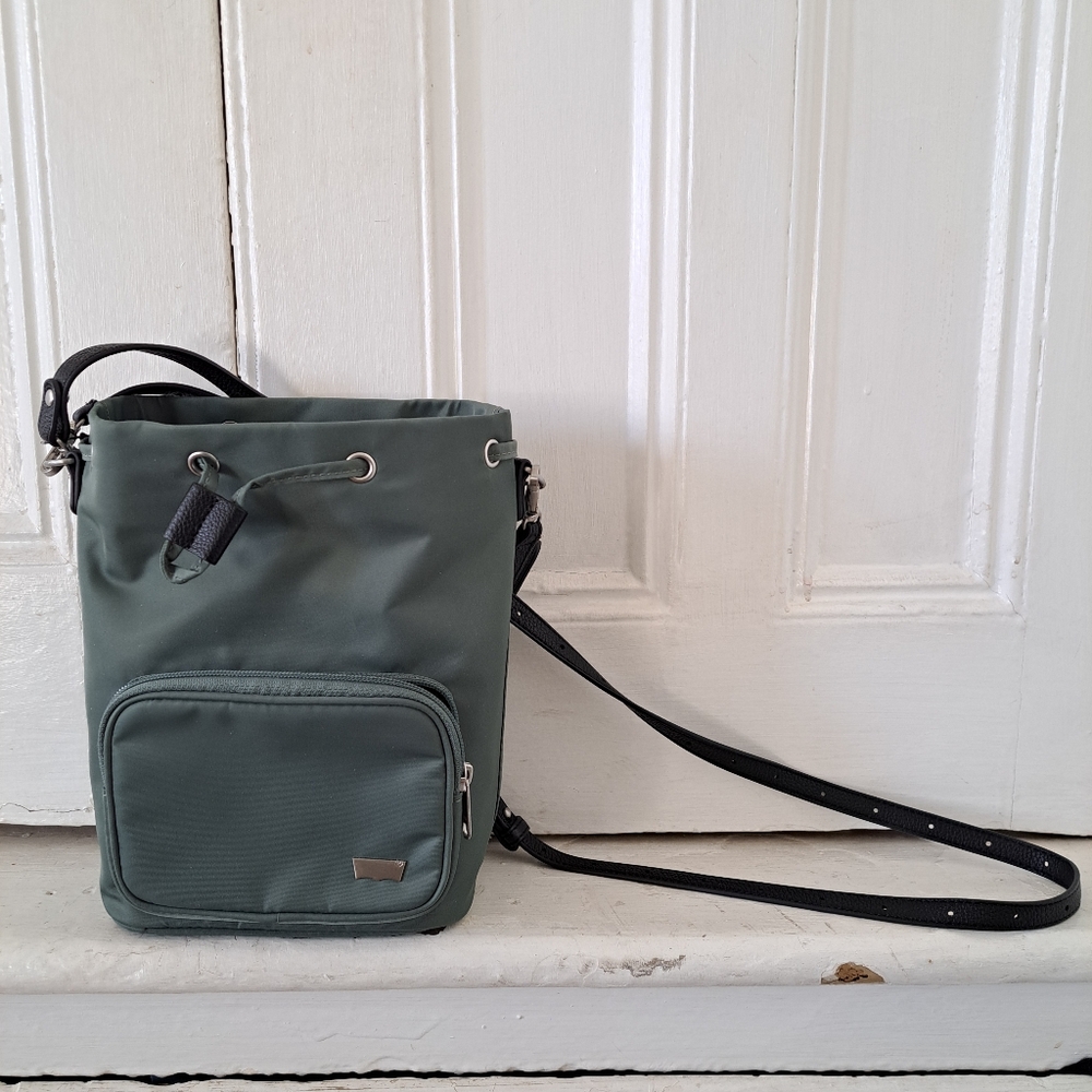 Bucket Bag - Levi's